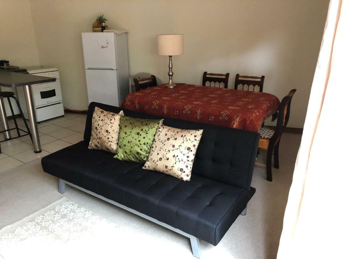 Garden Flat Apartment อีสต์ลอนดอน ภายนอก รูปภาพ